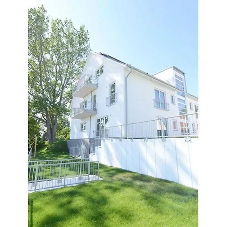 Mein-glowe 1st Floor Right * Glowe